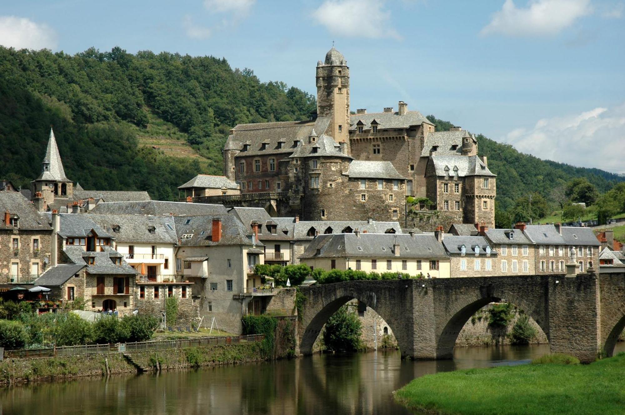 Bed and Breakfast Chez Cornelia Estaing  Exterior foto